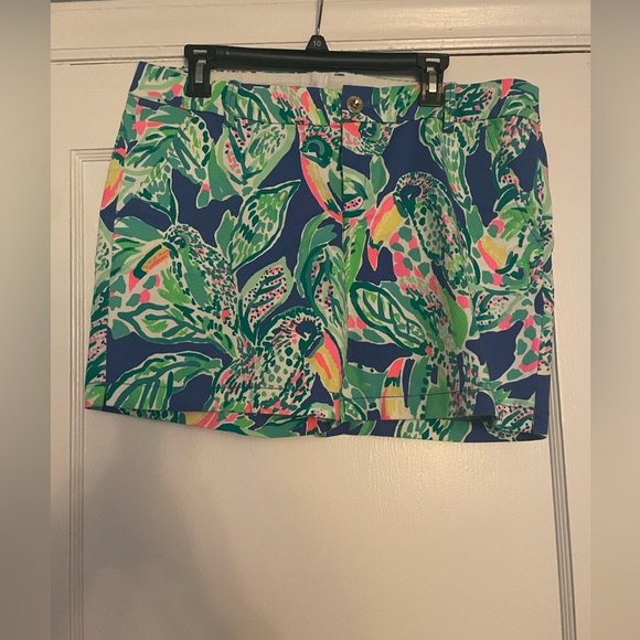 Lilly Pulitzer Jayne short size 12 - Picture 2 of 9